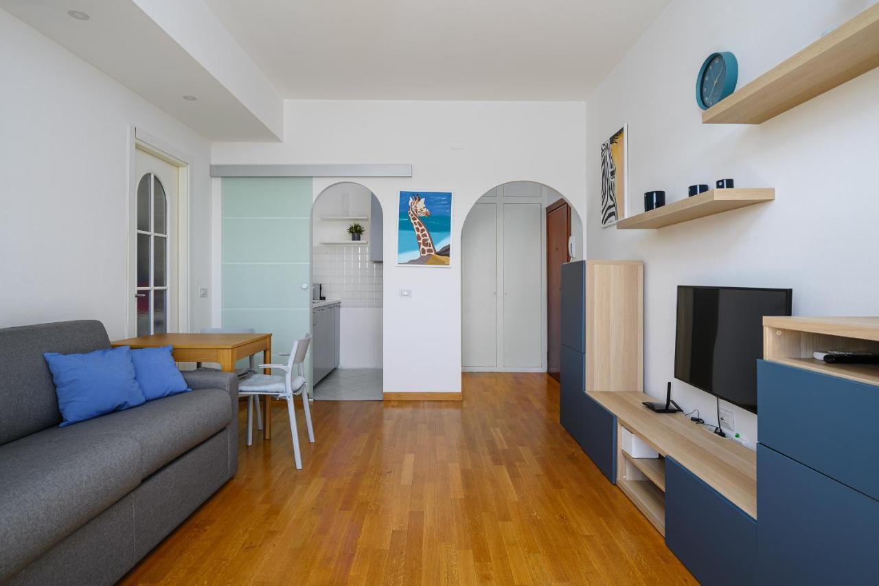 Inganni Charme Apartment Милан Экстерьер фото